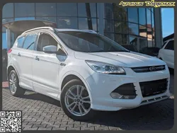 Weiß Gebraucht 2015 Ford Kuga Individual SUV | 13.490 € (Etwas zu teuer)
