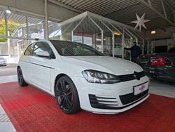 Weiß Gebraucht 2016 VW Golf VII Sportline Limousine | 7.900 € (Superpreis)