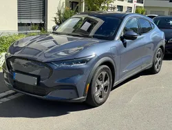 Blau Gebraucht 2021 Ford Mustang Mach-E SUV | 29.999 € (Fairer Preis)