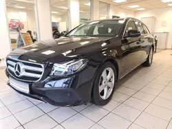 Schwarz Gebraucht 2017 Mercedes E200 Kombi | 24.600 € (Fairer Preis)