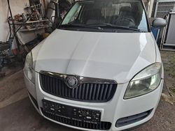 Weiß Gebraucht 2008 Skoda Roomster Abholung | 2.250 €