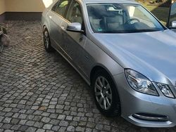 Silber Gebraucht 2010 Mercedes E250 Limousine | 7.777 € (Etwas zu teuer)
