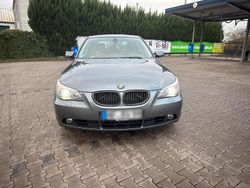 Grau Gebraucht 2006 BMW 530 Kombi | 3.199 € (Superpreis)
