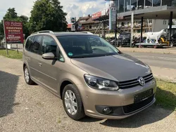 Beige Gebraucht 2013 VW Touran Life Van / Kleinbus | 7.990 € (Fairer Preis)
