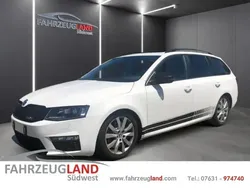 Weiss Gebraucht 2014 Skoda Octavia RS Kombi | 13.990 € (Guter Preis)