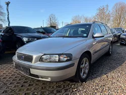Silber Gebraucht 2000 Volvo V70 Kombi | 990 €