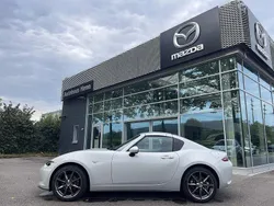 Mondsteinweiß metallic Gebraucht 2019 Mazda MX5 Cabrio | 25.950 € (Etwas zu teuer)