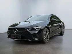 Schwarz Gebraucht 2023 Mercedes CLA200 Limousine | 31.950 € (Guter Preis)