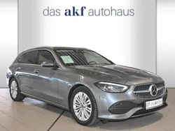 Grau Gebraucht 2023 Mercedes C220 Avantgarde Kombi | 39.950 € (Teuer)