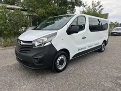 Weiß Gebraucht 2016 Opel Vivaro Van | 11.067 € (Etwas zu teuer)