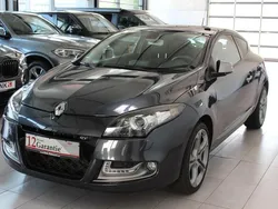 Grau Gebraucht 2012 Renault Mégane Coupé Bose Edition Coupé | 8.400 € (Teuer)