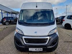 Weiß Gebraucht 2024 Peugeot Boxer Van | 22.990 € (Guter Preis)