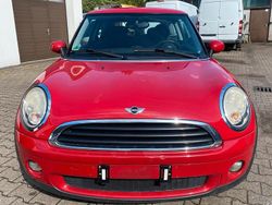 Rot Gebraucht 2009 Mini Cooper Kleinwagen | 2.700 €