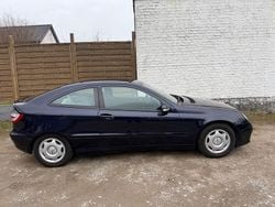 Blau Gebraucht 2005 Mercedes C180 Coupé | 4.400 € (Fairer Preis)