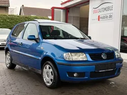 Blau (metallic) Gebraucht 2000 VW Polo Conceptline Limousine | 2.499 € (Fairer Preis)