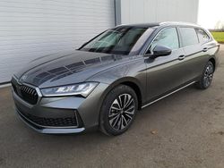 Graphitgrau metallic Neu 2025 Skoda Superb Selection | 44.790 € (Fairer Preis)