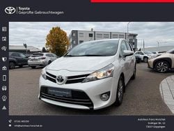 Novaweiß perleffekt Gebraucht 2016 Toyota Verso Edition-S Van / Kleinbus | 11.490 € (Fairer Preis)