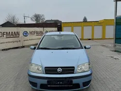 Blau Gebraucht 2004 Fiat Punto Kleinwagen | 1.850 €