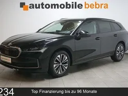 Schwarz Gebraucht 2024 Skoda Superb Selection Limousine | 33.790 € (Superpreis)