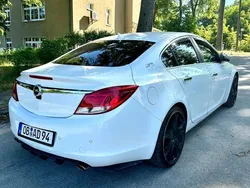 Weiß Gebraucht 2009 Opel Insignia Cosmo Limousine | 5.299 € (Fairer Preis)