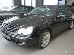 Obsidianschwarz metalliclack Gebraucht 2004 Mercedes CLK270 Coupé | 3.980 € (Superpreis)