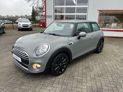 Grau Gebraucht 2018 Mini ONE Kleinwagen | 11.999 € (Fairer Preis)