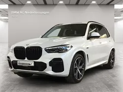 Weiß Gebraucht 2022 BMW X5 M Sport SUV | 65.900 € (Etwas zu teuer)