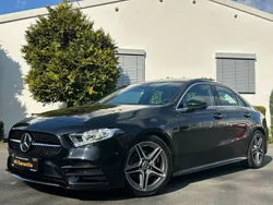Kosmosschwarz metalliclack Gebraucht 2020 Mercedes A200 AMG line Limousine | 27.990 € (Fairer Preis)