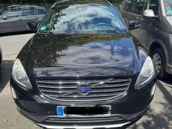 Schwarz Gebraucht 2015 Volvo XC60 Momentum SUV | 16.750 € (Fairer Preis)