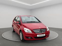 Rot Gebraucht 2009 Mercedes 170 Limousine | 7.950 €