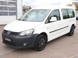 Weiß Gebraucht 2013 VW Caddy Maxi Trendline Van / Kleinbus | 5.900 € (Guter Preis)