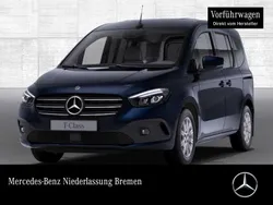 Blau Gebraucht 2024 Mercedes T180 Progressive Van / Kleinbus | 33.280 € (Teuer)