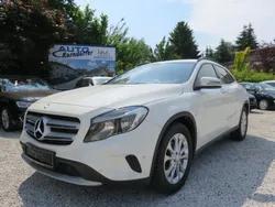 Weiß Gebraucht 2016 Mercedes GLA180 Business SUV | 15.950 € (Fairer Preis)