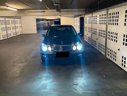Blau Gebraucht 2004 Mercedes E240 Avantgarde Limousine | 5.500 € (Teuer)