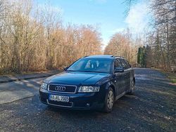 Blau Gebraucht 2003 Audi A4 Kombi | 2.650 € (Teuer)