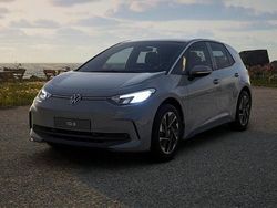 Mondsteingrau Gebraucht 2024 VW ID.3 Pro Kleinwagen | 30.900 € (Guter Preis)