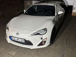 Weiß Gebraucht 2013 Toyota GT86 GT Coupé | 21.086 € (Guter Preis)