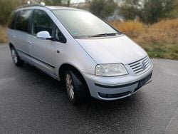 Grau Gebraucht 2005 VW Sharan Van / Kleinbus | 1.750 € (Superpreis)