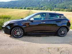 Andere außenfarben Gebraucht 2013 Alfa Romeo Giulietta Kleinwagen | 11.199 €