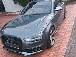 Grau Gebraucht 2012 Audi A4 S-Line Limousine | 8.500 € (Guter Preis)