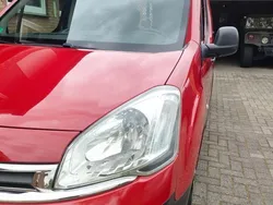 Rot Gebraucht 2013 Citroën Berlingo Attraction Van / Kleinbus | 7.100 € (Etwas zu teuer)