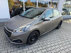 Grau Gebraucht 2015 Peugeot 208 Active Kleinwagen | 4.999 € (Fairer Preis)