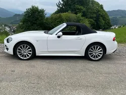 Weiß Gebraucht 2016 Fiat 124 Spider Lusso Cabrio | 18.700 € (Fairer Preis)