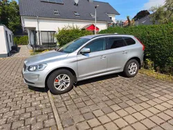 Silber Gebraucht 2015 Volvo XC60 SUV | 17.800 € (Guter Preis)