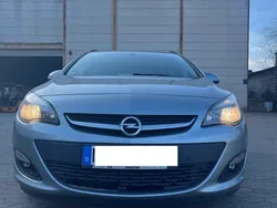 Silber Gebraucht 2014 Opel Astra Kombi | 4.270 € (Guter Preis)