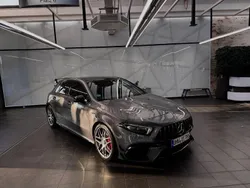 Grau Gebraucht 2021 Mercedes A45 AMG AMG Limousine | 49.000 € (Fairer Preis)