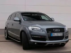 Blau Gebraucht 2007 Audi Q7 SUV | 11.790 € (Teuer)