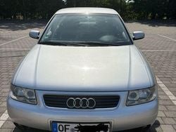 Silber Gebraucht 2002 Audi A3 Attraction Limousine | 2.400 € (Fairer Preis)