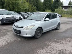 Silber Gebraucht 2007 Hyundai i30 Comfort Limousine | 1.999 € (Guter Preis)