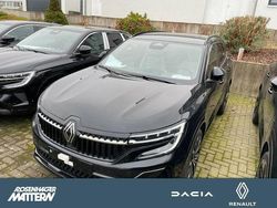 Schwarz Gebraucht 2024 Renault Espace Iconic Van / Kleinbus | 43.680 € (Etwas zu teuer)